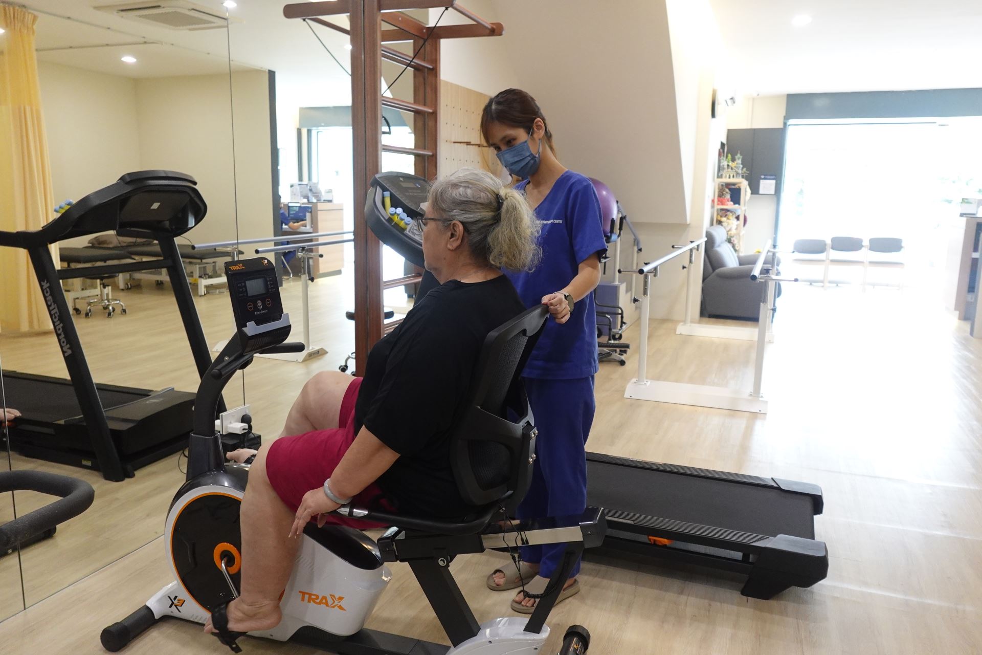 Knee Pain Johor Bahru (JB) | Knee Pain Nusa Bestari | Knee Pain Mount Austin | Knee Pain Bukit Indah